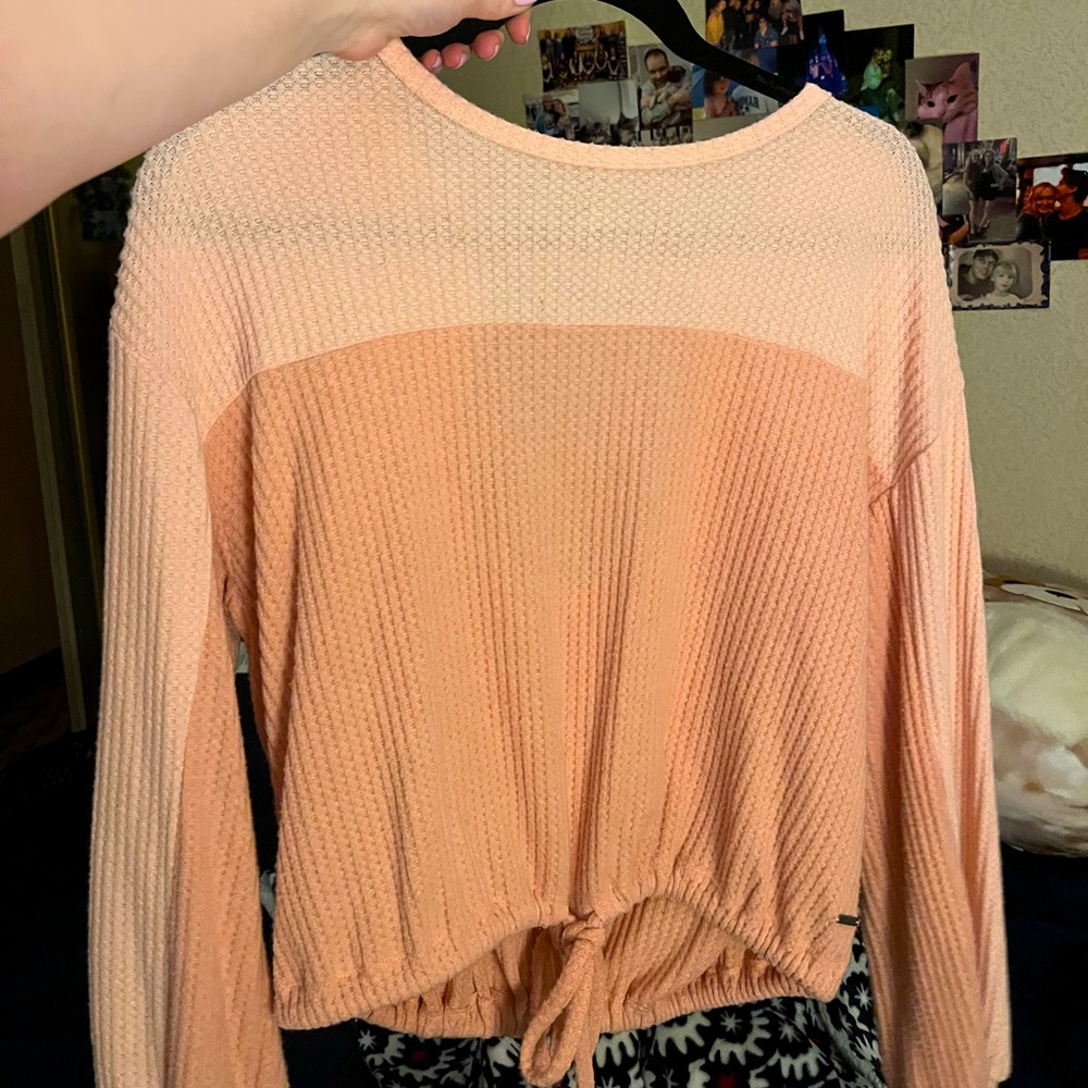 Pink/Peach Hollister Top